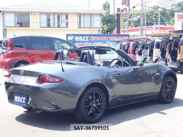 Mazda ROADSTER 2022-02 8549377-12