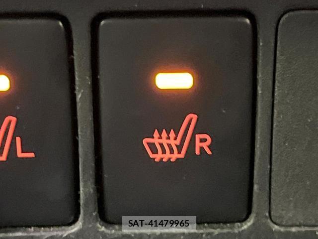 Toyota ROOMY 2019-11 8545429-6