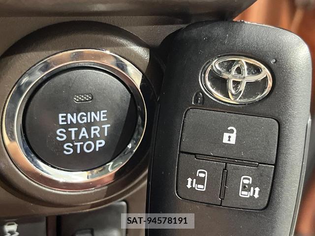 Toyota ROOMY 2022-09 8546849-6