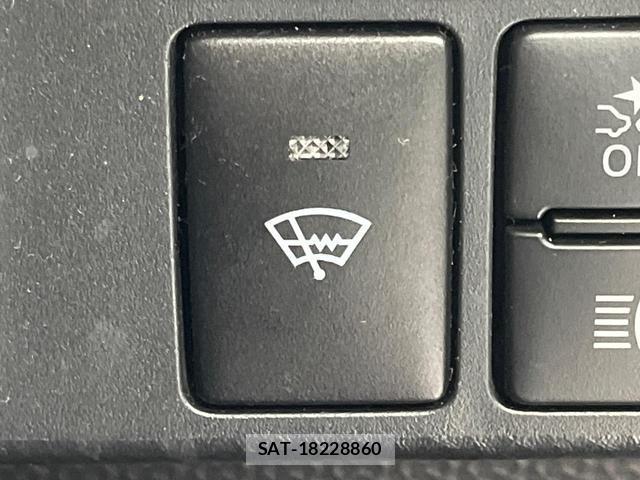 Toyota ROOMY 2019-07 8549959-5