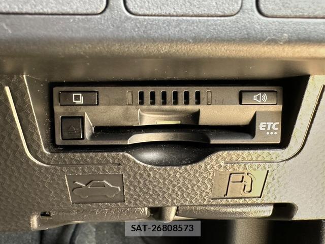 Toyota ROOMY 2017-07 8552034-8