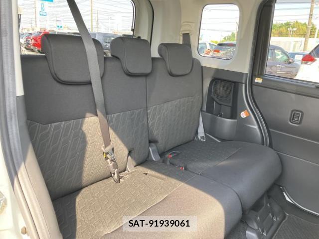 Toyota ROOMY 2018-05 8552386-5