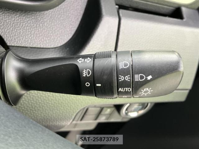 Toyota ROOMY 2017-12 8552418-14