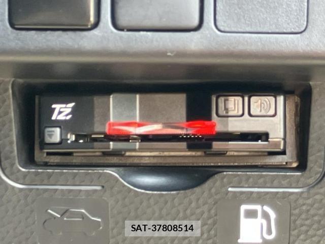 Toyota ROOMY 2022-01 8552691-17