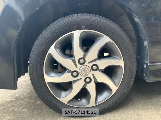 Nissan ROOX 2011-11 8545688-6
