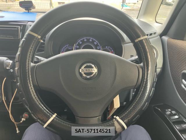 Nissan ROOX 2011-11 8545688-9