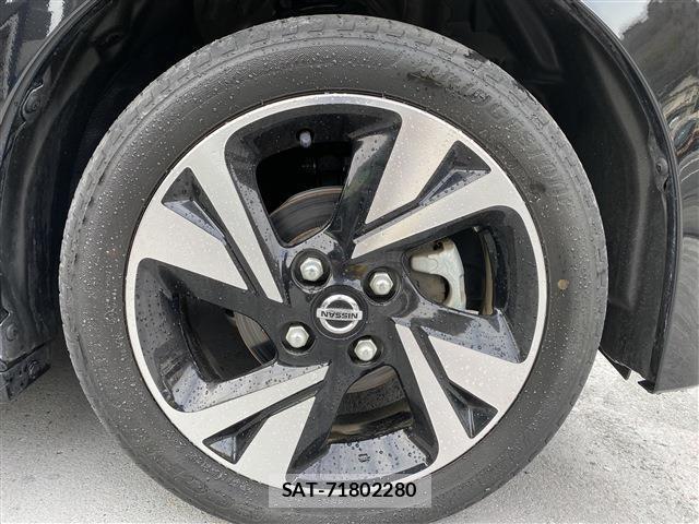 Nissan ROOX 2023-01 8546975-9