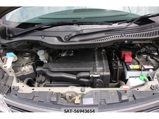 Nissan ROOX 2012-08 8547008-3