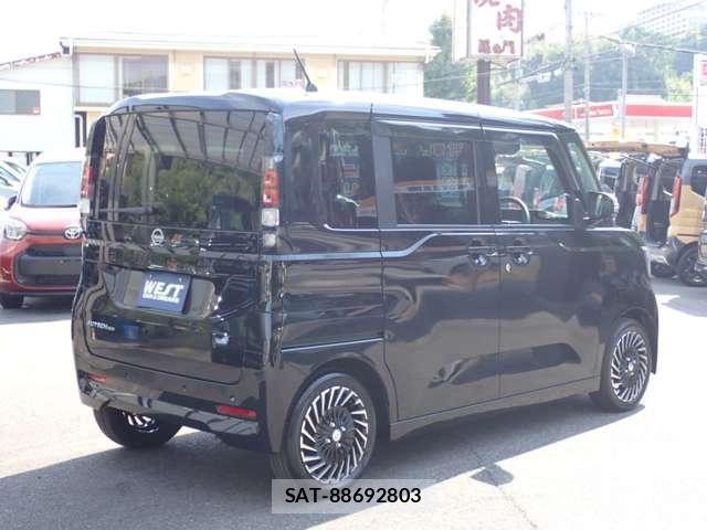 Nissan ROOX 2026-03 8549366-17