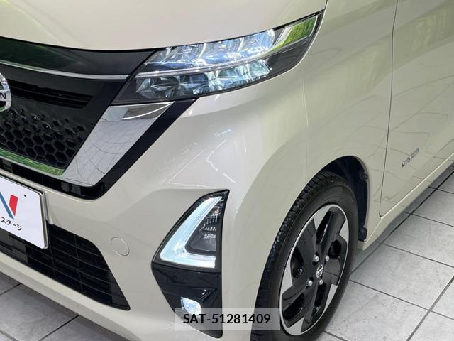 Nissan ROOX 2021-09 8549598-11