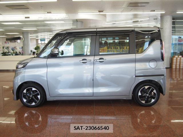 Nissan ROOX 2021-09 8549799-8