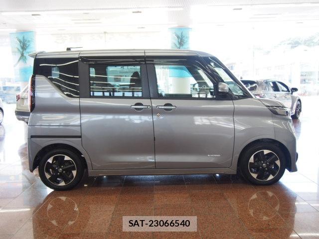 Nissan ROOX 2021-09 8549799-2