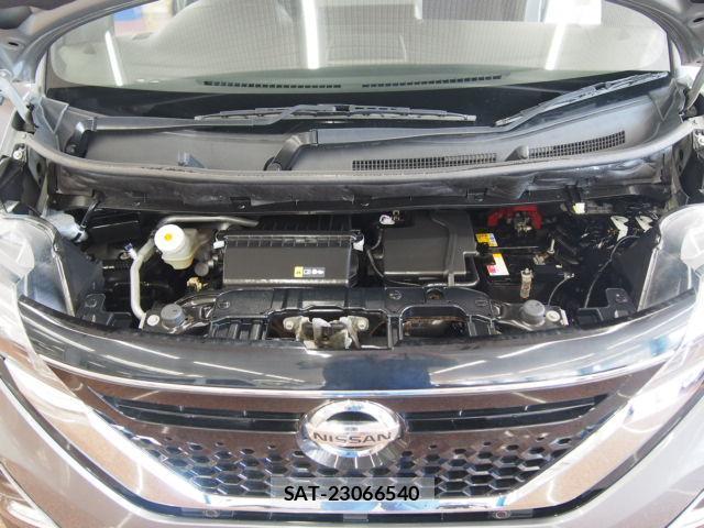 Nissan ROOX 2021-09 8549799-6