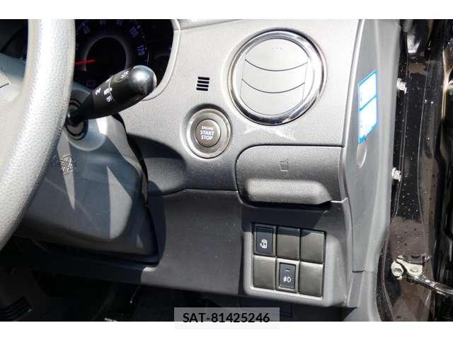 Nissan ROOX 2011-07 8551367-10