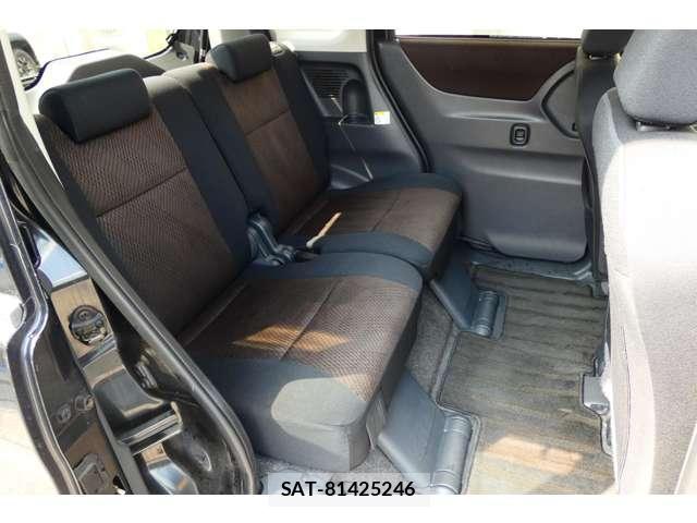 Nissan ROOX 2011-07 8551367-13