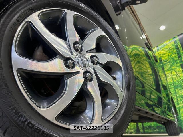 Nissan ROOX 2011-03 8551729-12