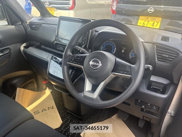 Nissan ROOX 2025-05 8552011-2