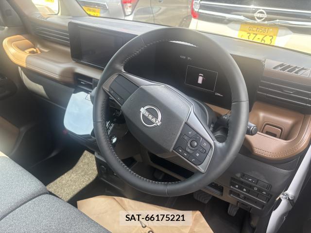 Nissan ROOX 2025-12 8552012-2