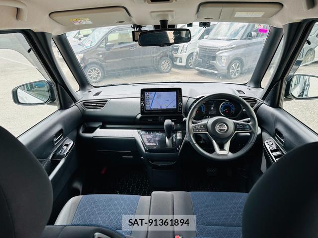 Nissan ROOX 2022-04 8552082-3