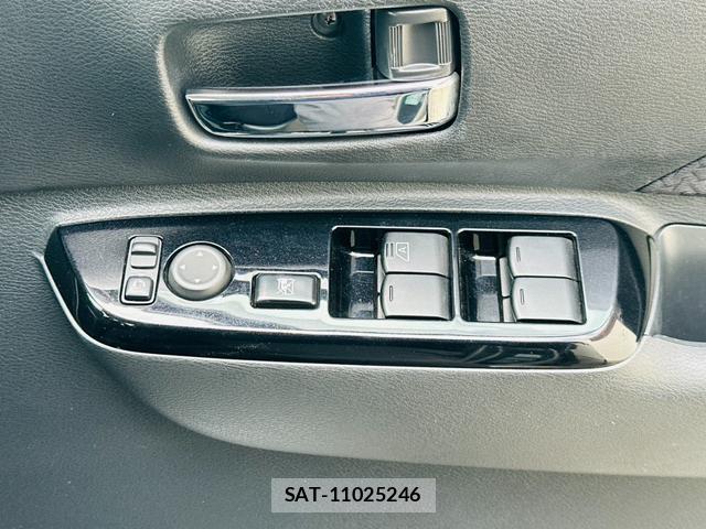Nissan ROOX 2022-06 8552083-15