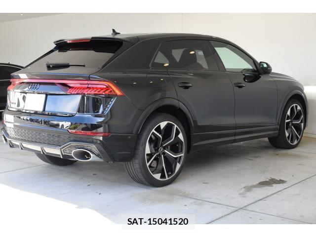 Audi RS Q8 2023-10 8548690-2