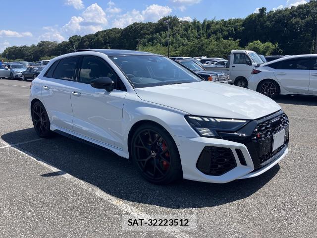 Audi RS3 SPORTBACK 2023-10 8547660-0
