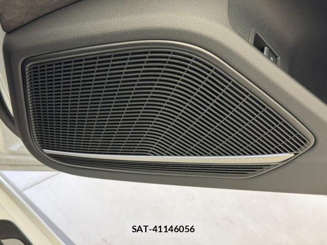 Audi RS4 2019-06 8550529-7