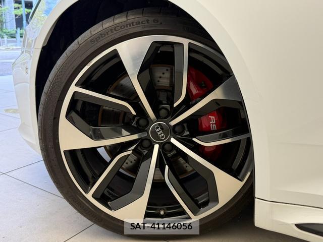 Audi RS4 2019-06 8550529-8