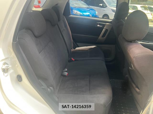 Toyota RUSH 2015-02 8551198-7