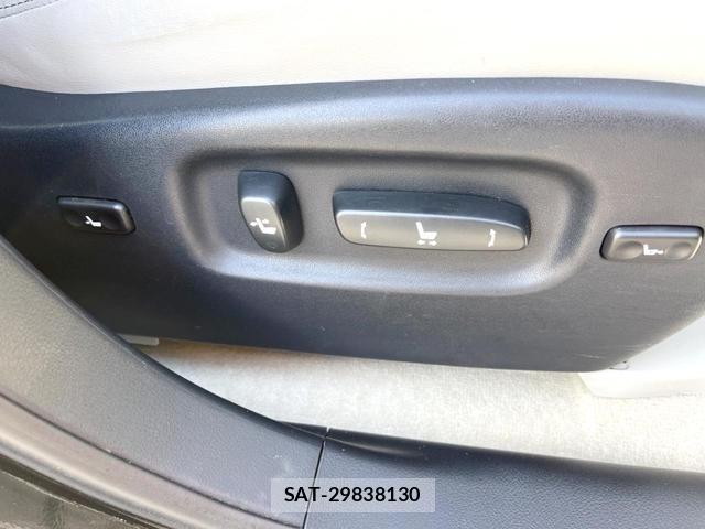 Lexus RX 2013-06 8547451-5