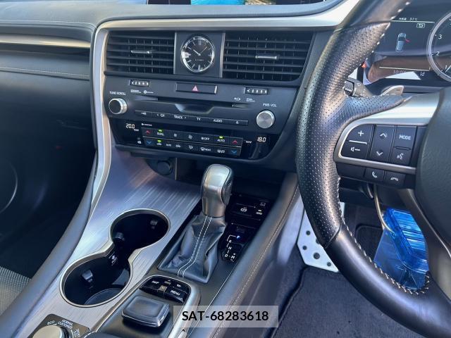 Lexus RX 2018-04 8548626-14
