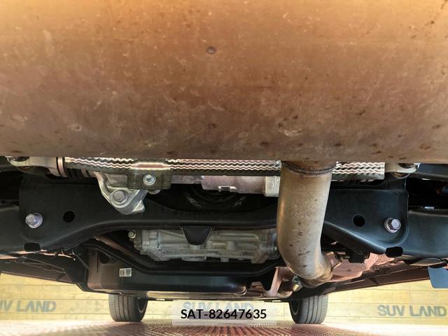 Lexus RX 2023-11 8549152-18