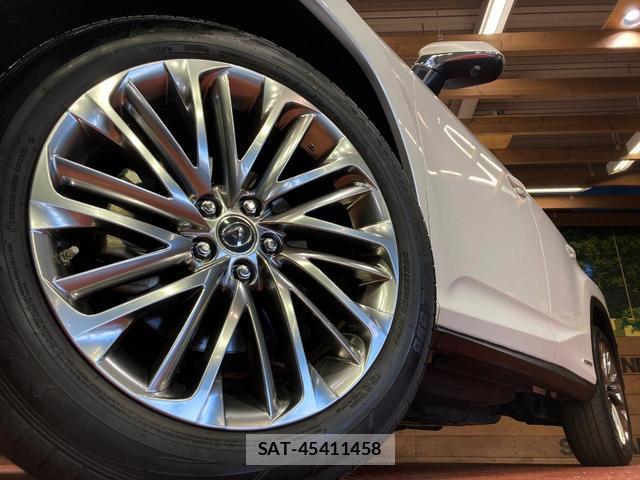 Lexus RX 2022-06 8549167-12
