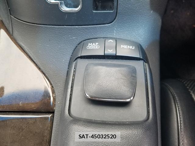 Lexus RX 2013-11 8550505-17