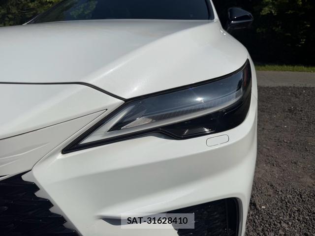 Lexus RX 2023-07 8551628-3