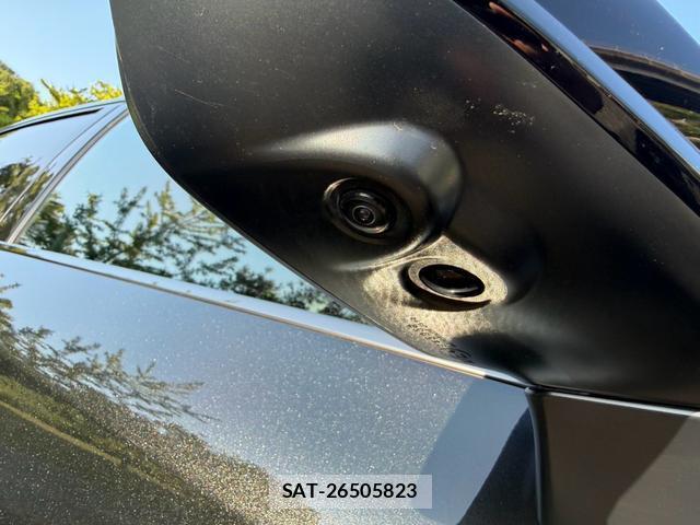 Lexus RX 2023-07 8551631-16