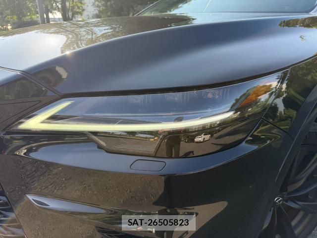 Lexus RX 2023-07 8551631-4