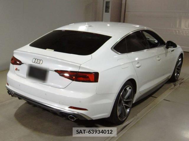 Audi S5 2017-11 8547901-1