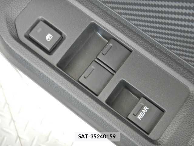 Honda S660 2015-12 8545564-11
