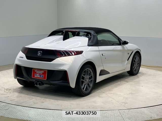 Honda S660 2018-11 8546114-1