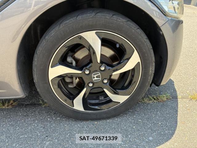 Honda S660 2018-03 8548608-16