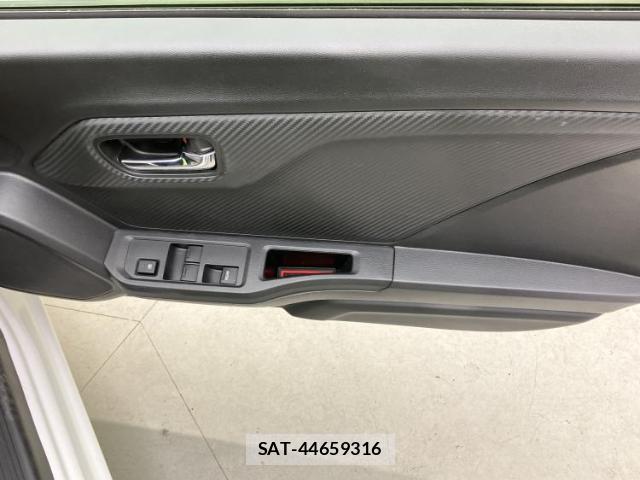 Honda S660 2016-03 8552488-6
