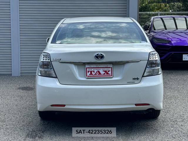 Toyota SAI 2012-07 8547983-7