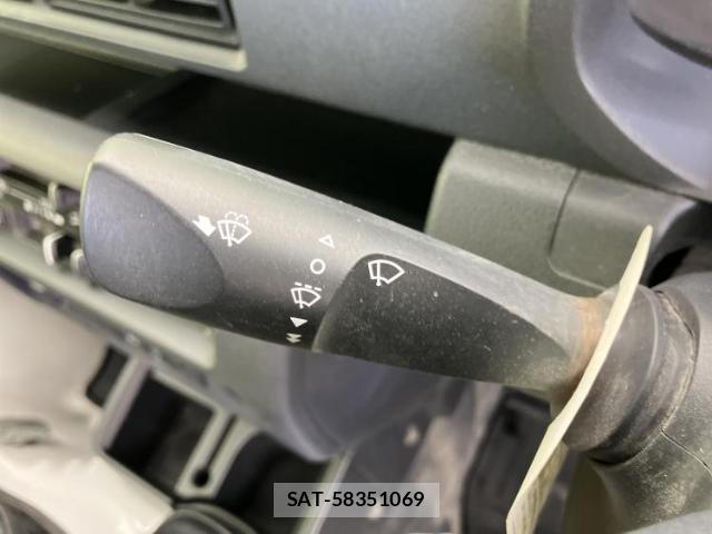Subaru SAMBAR TRUCK 2022-04 8550943-12