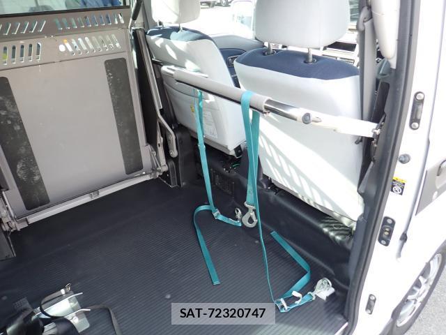 Subaru SAMBAR 2010-10 8546153-16