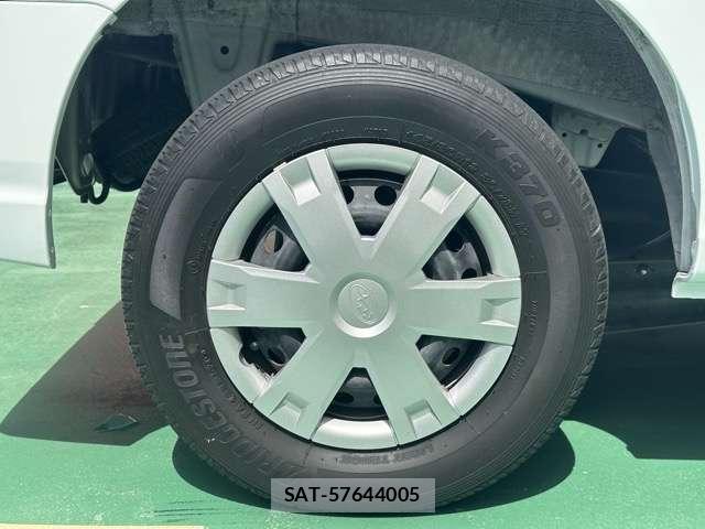 Subaru SAMBAR 2022-07 8549073-13