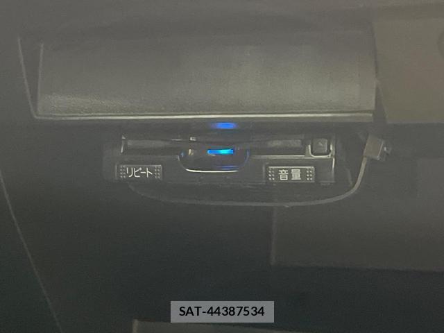 Nissan SERENA 2011-05 8545440-5