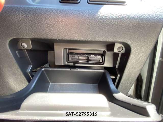 Nissan SERENA 2018-03 8545606-3