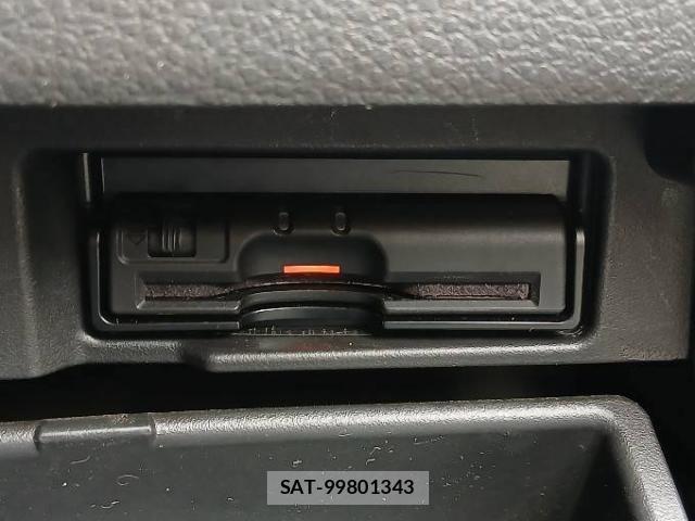 Nissan SERENA 2014-01 8545746-15