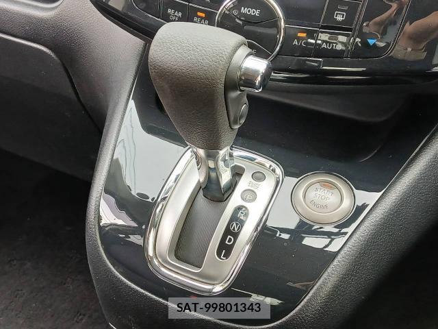 Nissan SERENA 2014-01 8545746-18